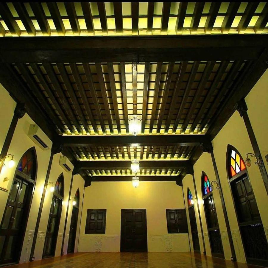 Deewanji Ni Haveli Bed and Breakfast Ahmedabad Buitenkant foto